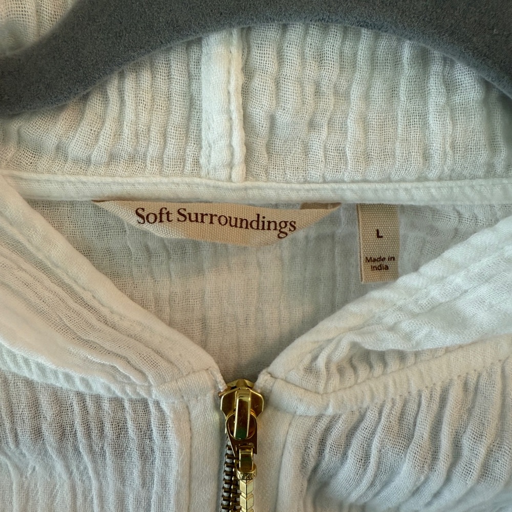 Soft Surroundings Kemia White Gauze Hooded Pullover with Gold Zipper NWOT - Picture 10 of 11